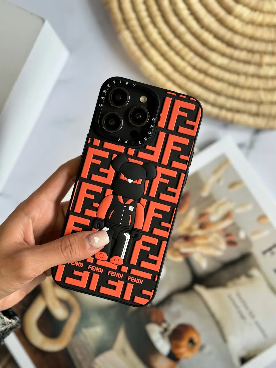 قاب FENDI سیلیکونی برجسته