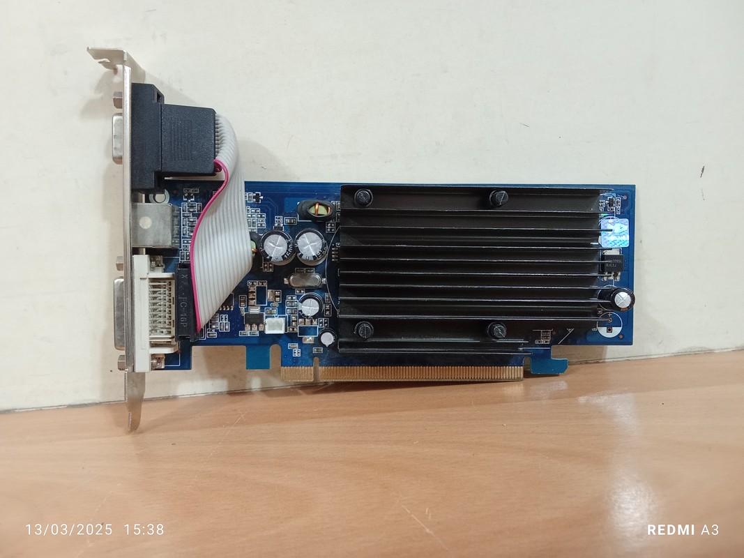 کارت گرافیک 128 مگ NV GF7200GS -استوک
