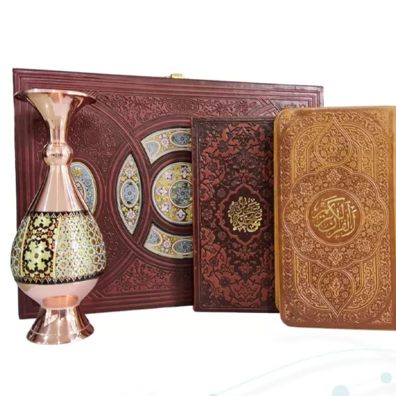 قرآن و صحیفه سجادیه پالتویی چرم با گلدان خاتم