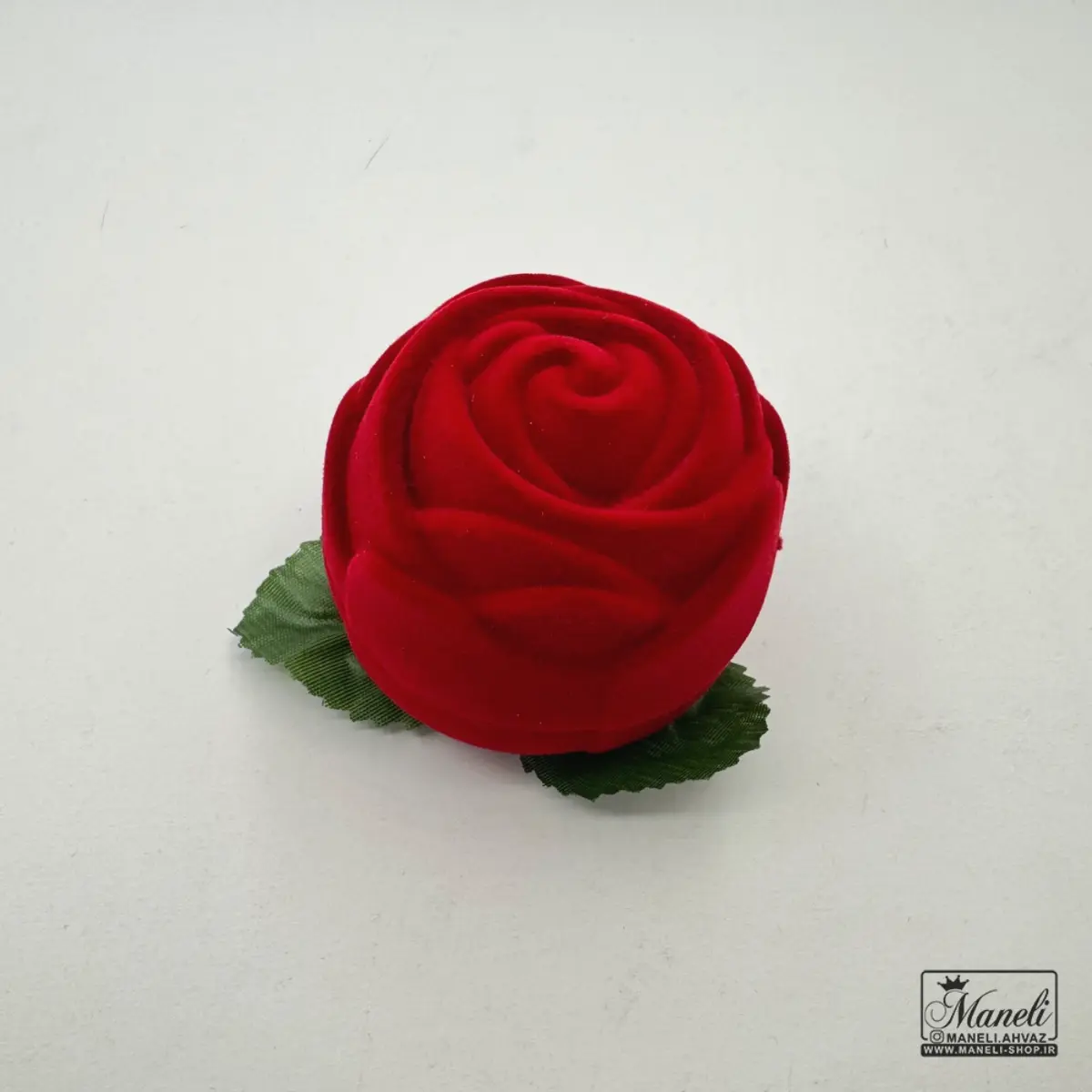 جعبه جواهراتی انگشتری طرح گل قرمز