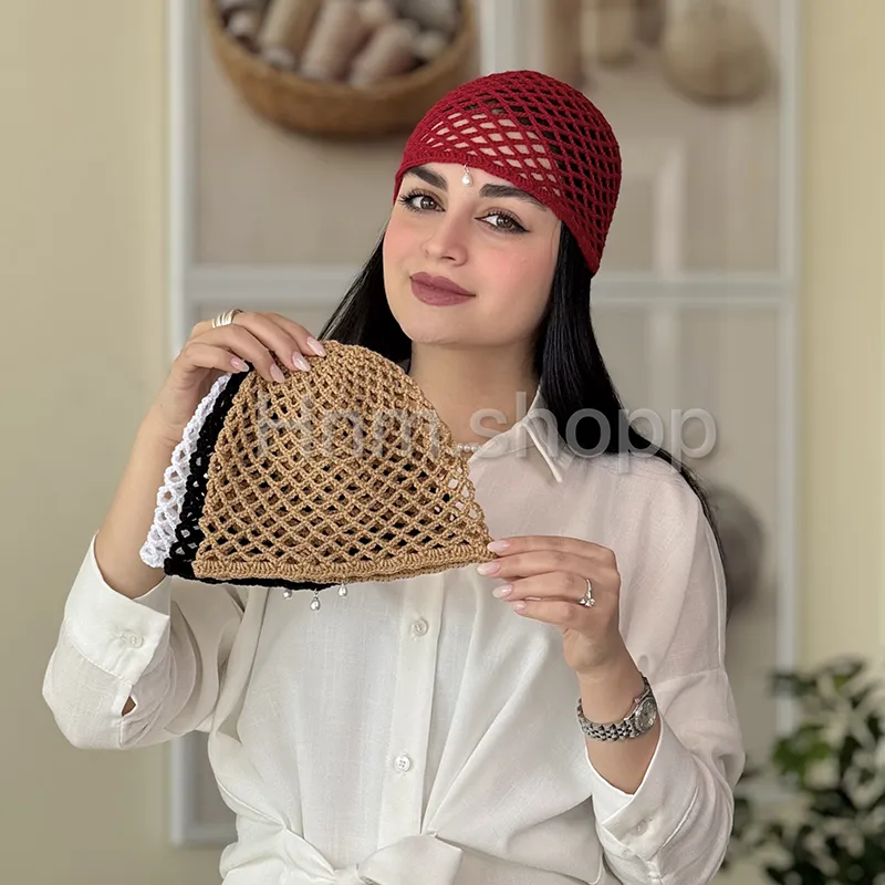 کلاه قلاببافی دلسا