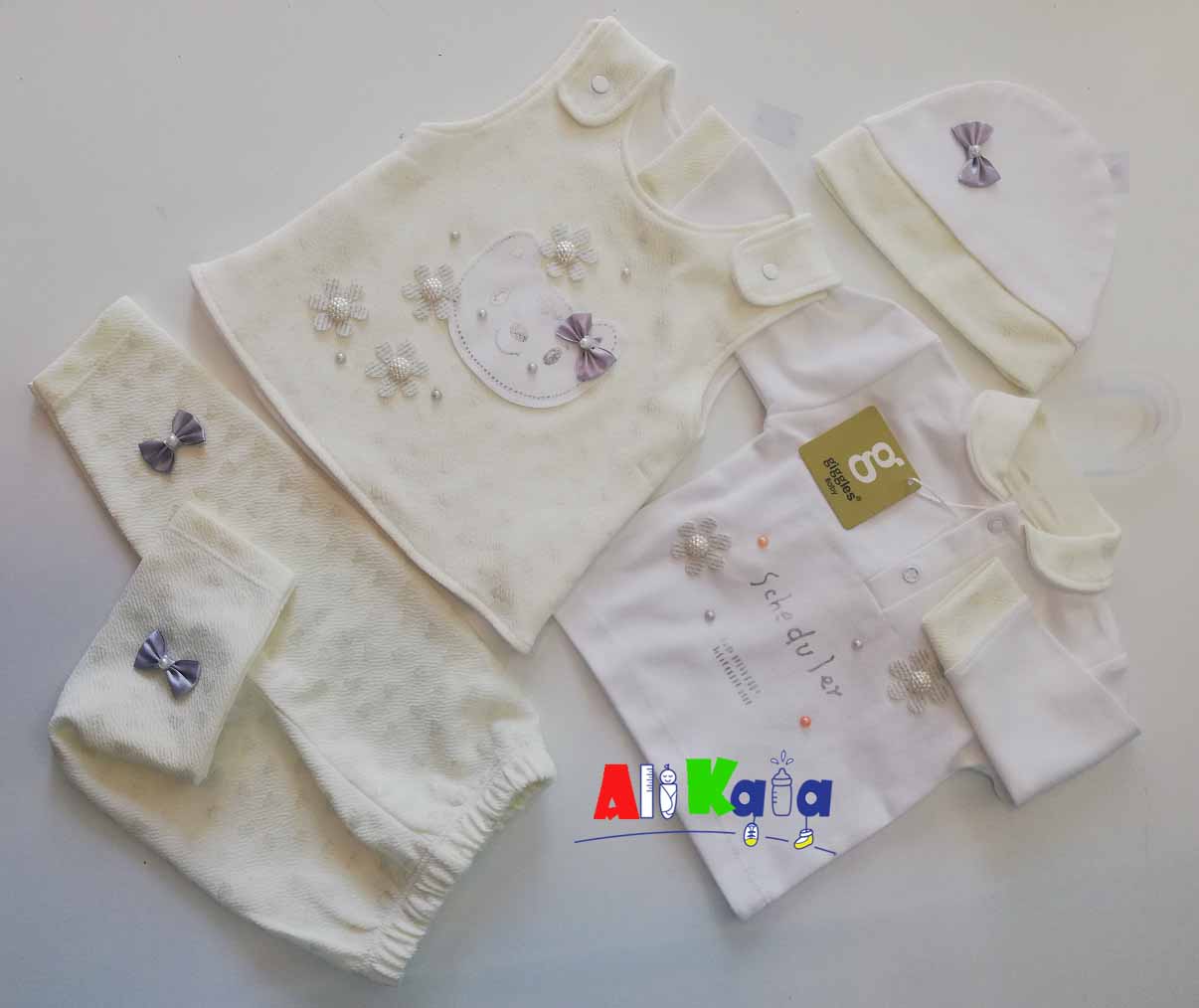 4 تیکه دخترانه گیگلس Giggles کد15