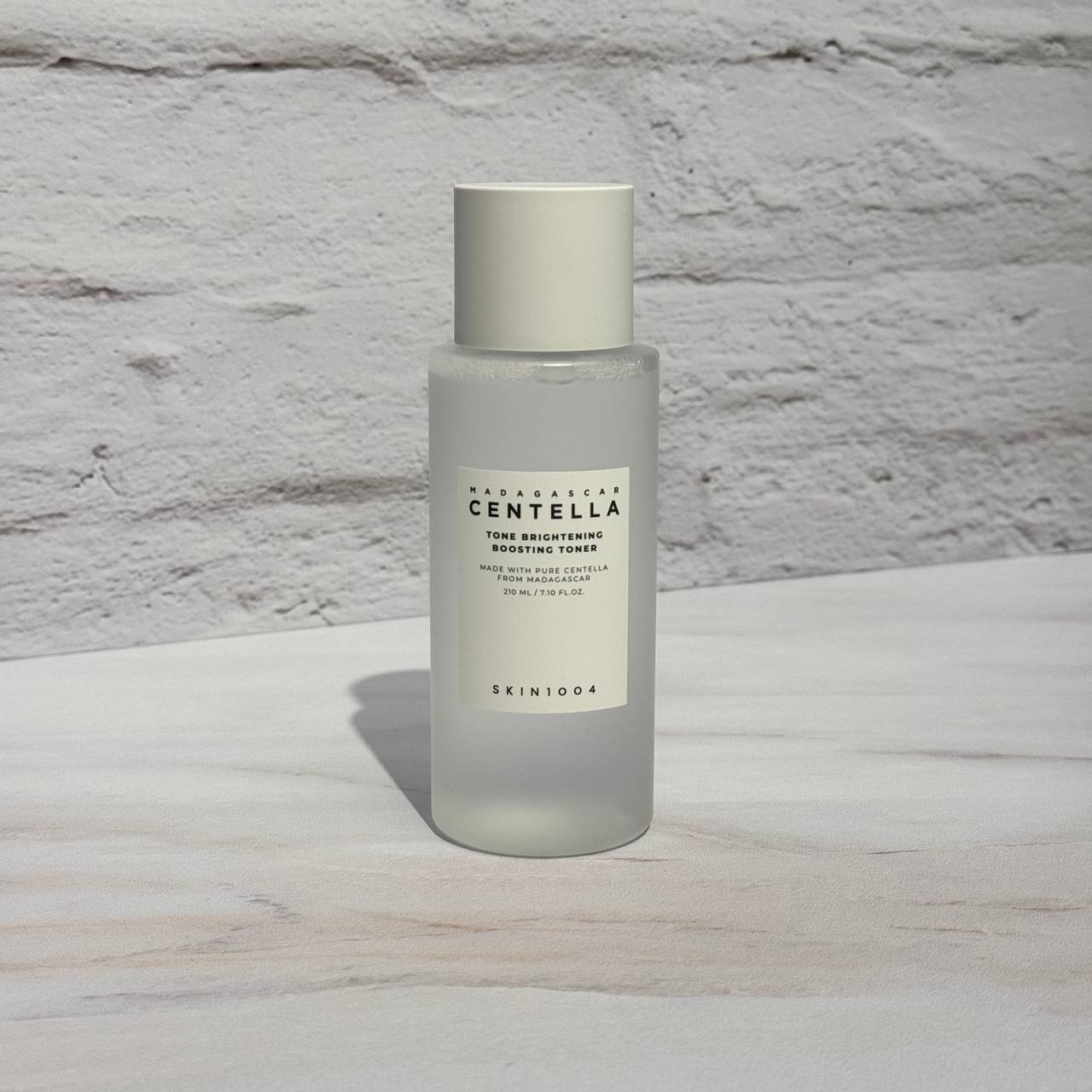 تونر ضد لک و روشن کننده سنتلا اسکین 1004 210 میل SKIN1004 Centella Tone Brightening Boosting Toner