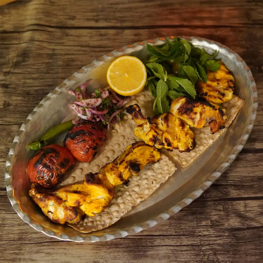 خوراک جوجه با استخوان