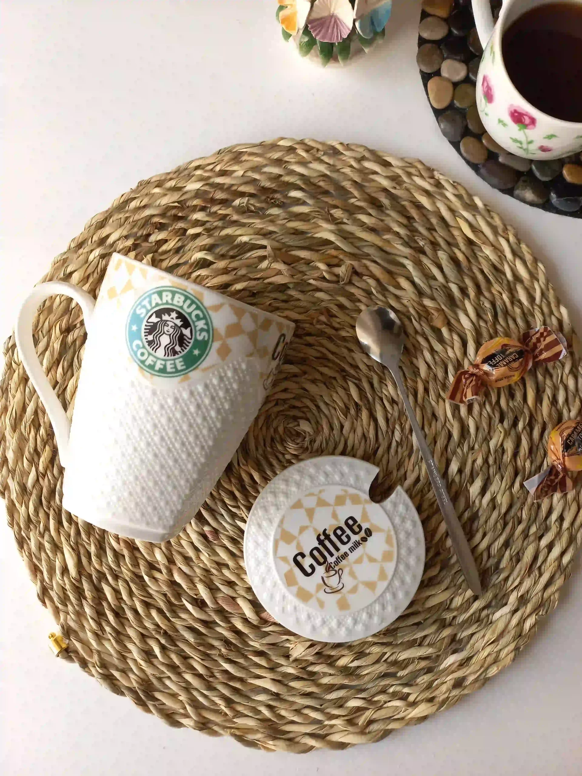 ماگ سرامیکی در دار مدل coffee - starbucks