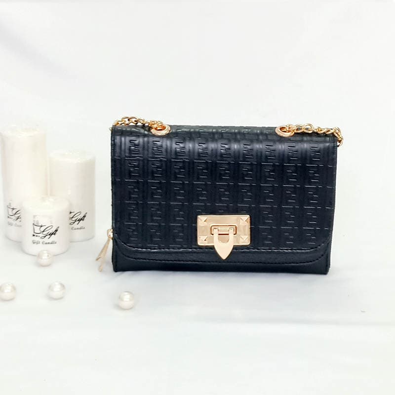کیف پاسپورتی و دوشی زنانه طرح فندی (FENDI)