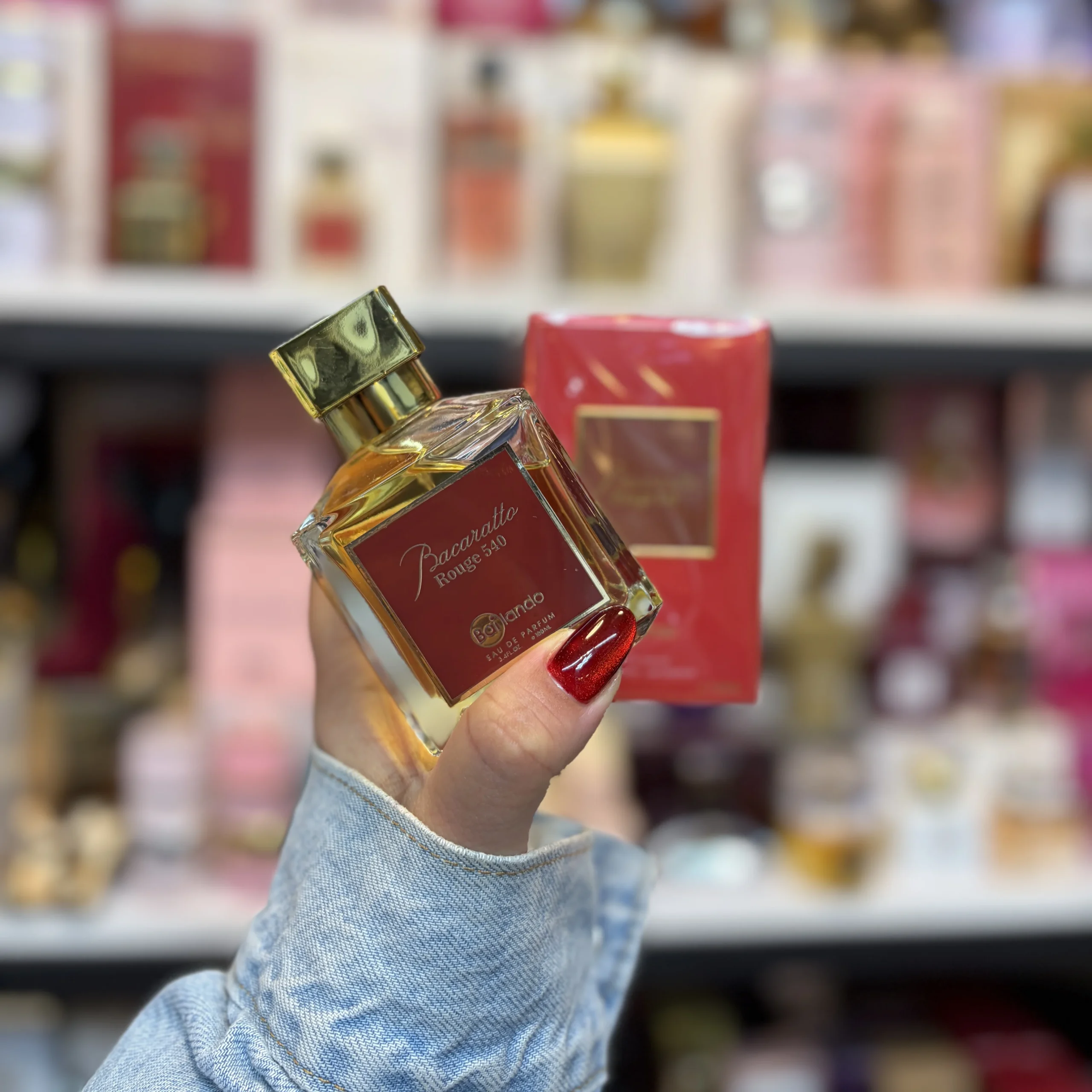 ادکلن باکاراتو رژ 540 از محصولات شرکت بایلندو حجم 100 میل
