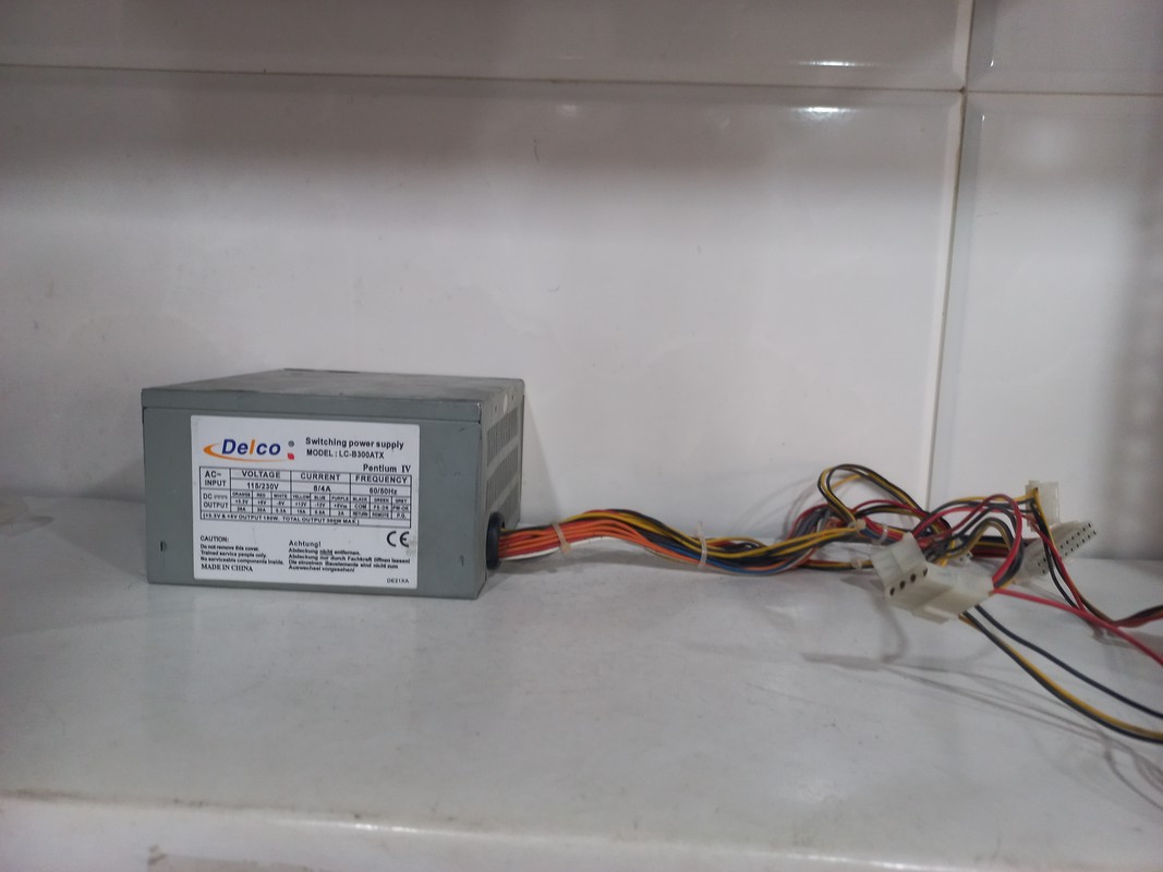 پاور 20پین DELCO مدل LC-B300ATX-استوک(حداکثر توان 230 وات)