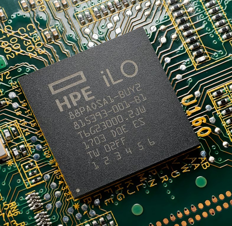لایسنس الکترونیکی HPE iLO Advanced با ۳ سال پشتیبانی برای قابلیت‌های iLO (E6U64ABE)