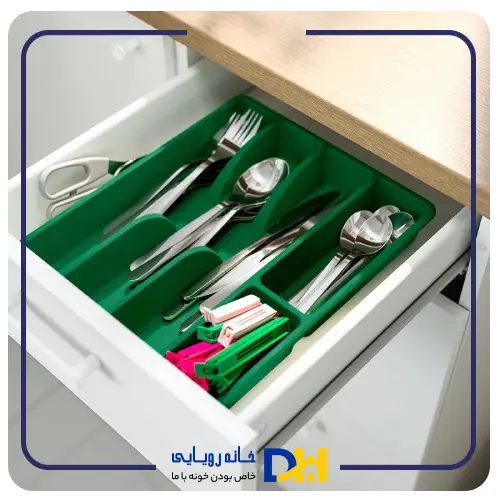 جاقاشق داخل کابینت سبز ایکیا SMÄCKER