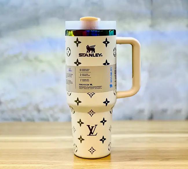 ماگ استنلی اورجینال ۱۱۸۰ میل LOUIS VUITTON سفید
