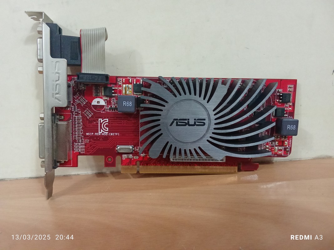کارت گرافیک دو گیگ ایسوس مدلAMD REDEON HD5450  -استوک