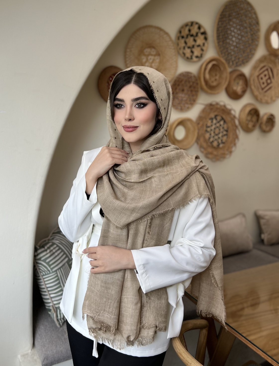 شال کتان دور پانچ دار کد ۶۱۴