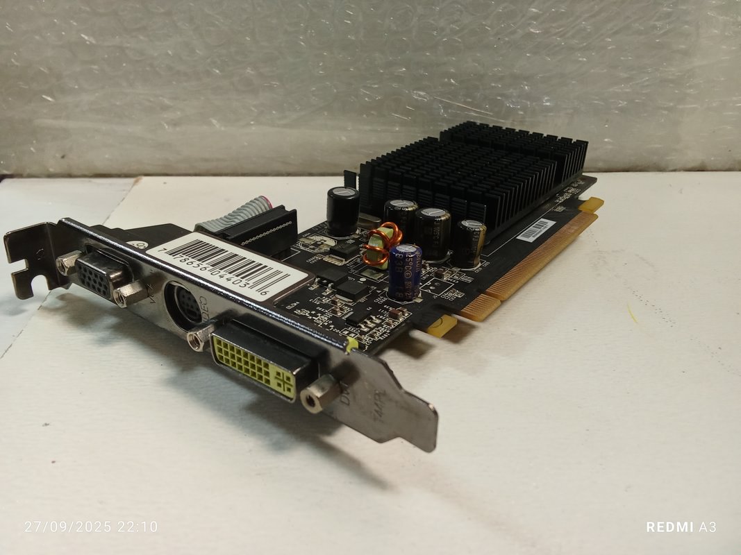 کارت گرافیک 256 مگGF7200GS(کد GP-M-178)استوک