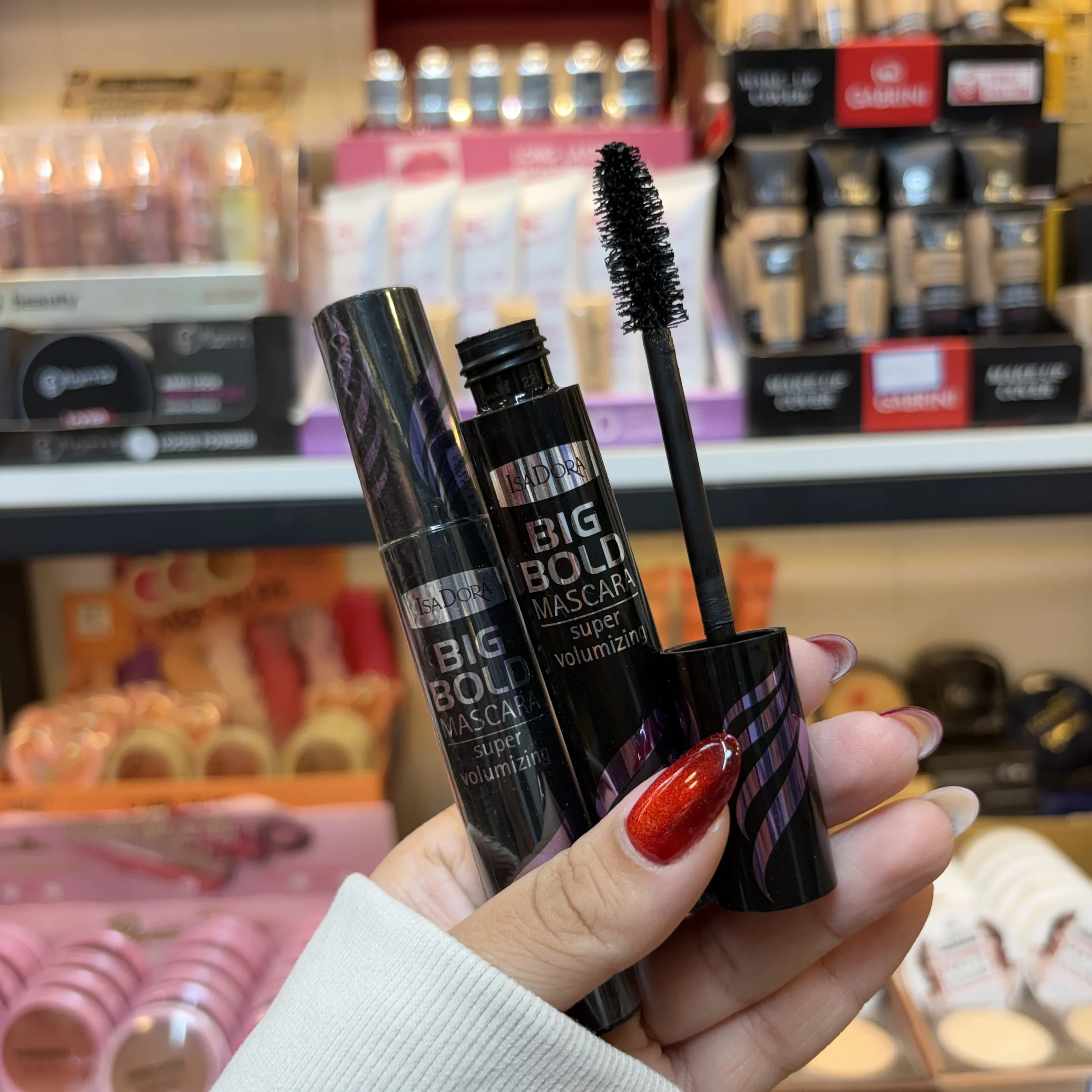 ریمل ایزادورا بنفش اورجینال مدل Big Bold Mascara Super Volumizing
