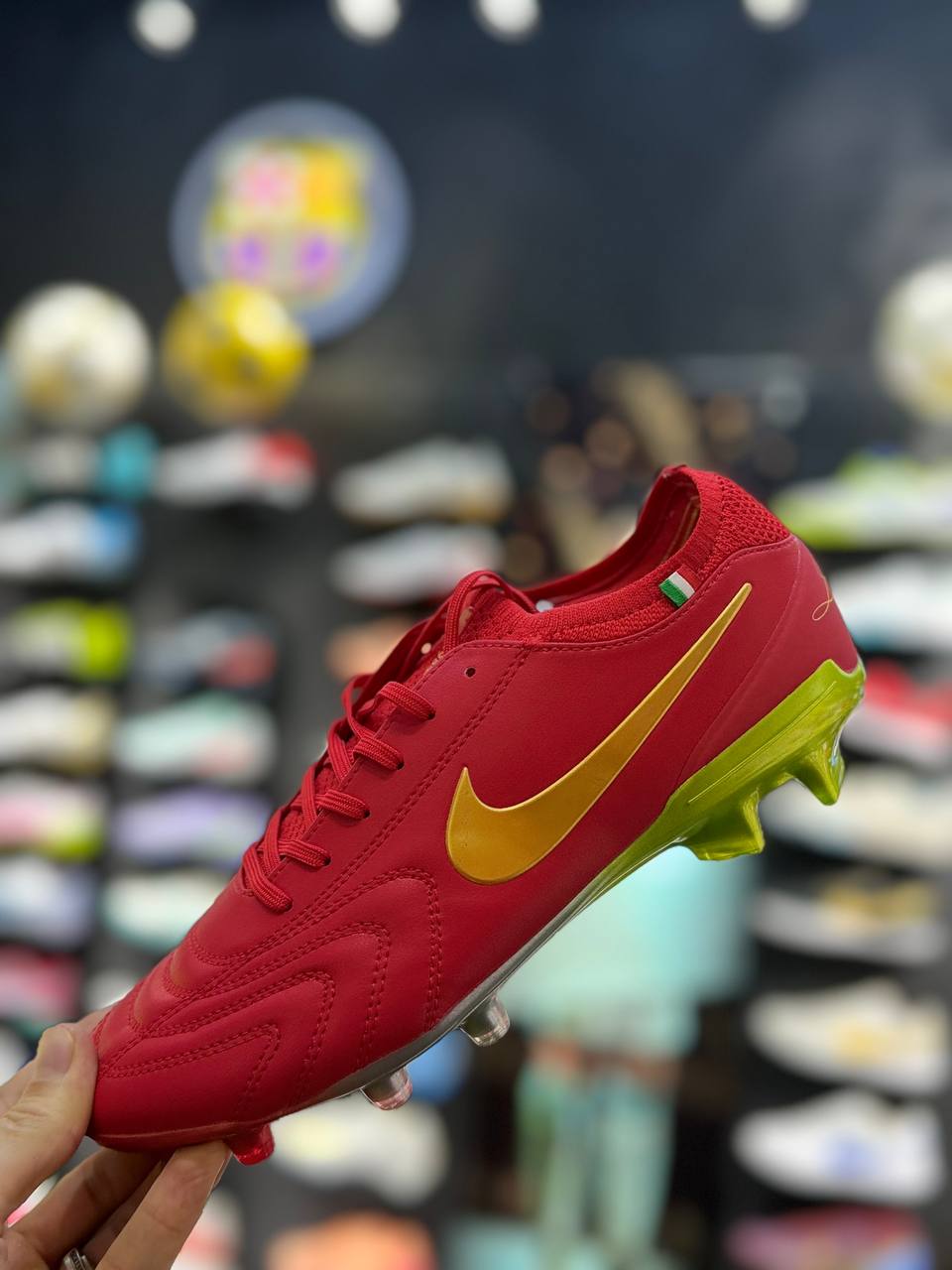 کفش فوتبال تمپو ایتالیا Nike Tiempo