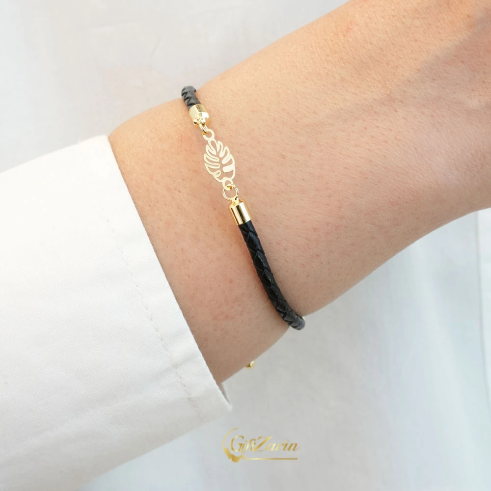 دستبند چرم و طلا برگ B242