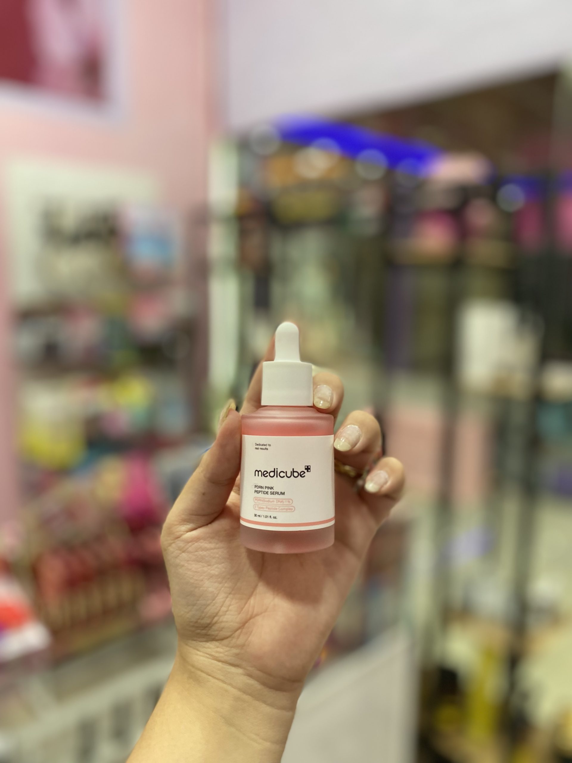سرم پپتاید صورتی مدیکیوب PDRNمدل pink Peptide حجم 30میلی لیتر