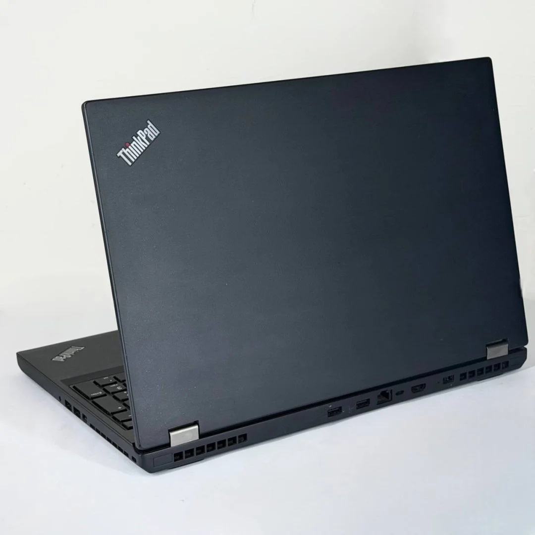 لپ تاپ استوک Lenovo p51 Core i7-7700HQ 8G SSD 256G 4G quadro m1200 15.6 FHD