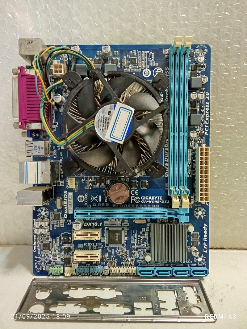 باندل مادربرد(DDR3)گیگا بایت مدلGA-H61M-DS2(استوک)