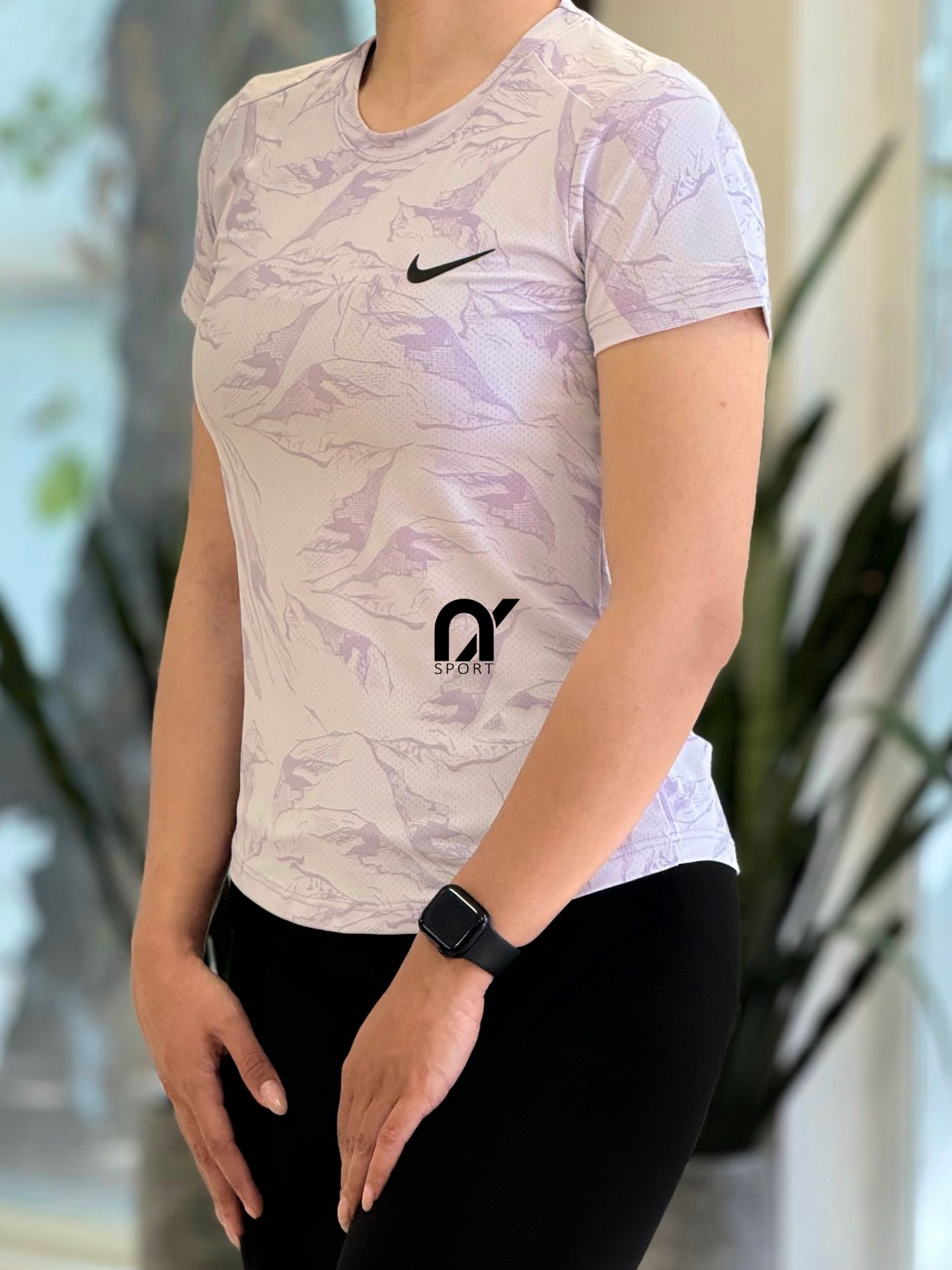 تیشرت آدامسي نایک