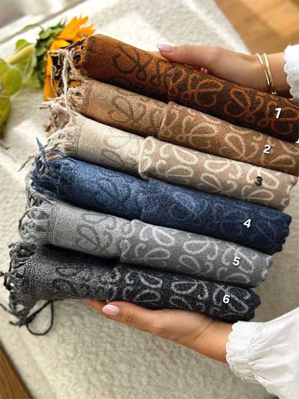 شال موهر طرح برند loewe کد ۸۷۳ - 5