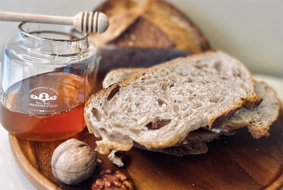 خمیرترش گردو عسل