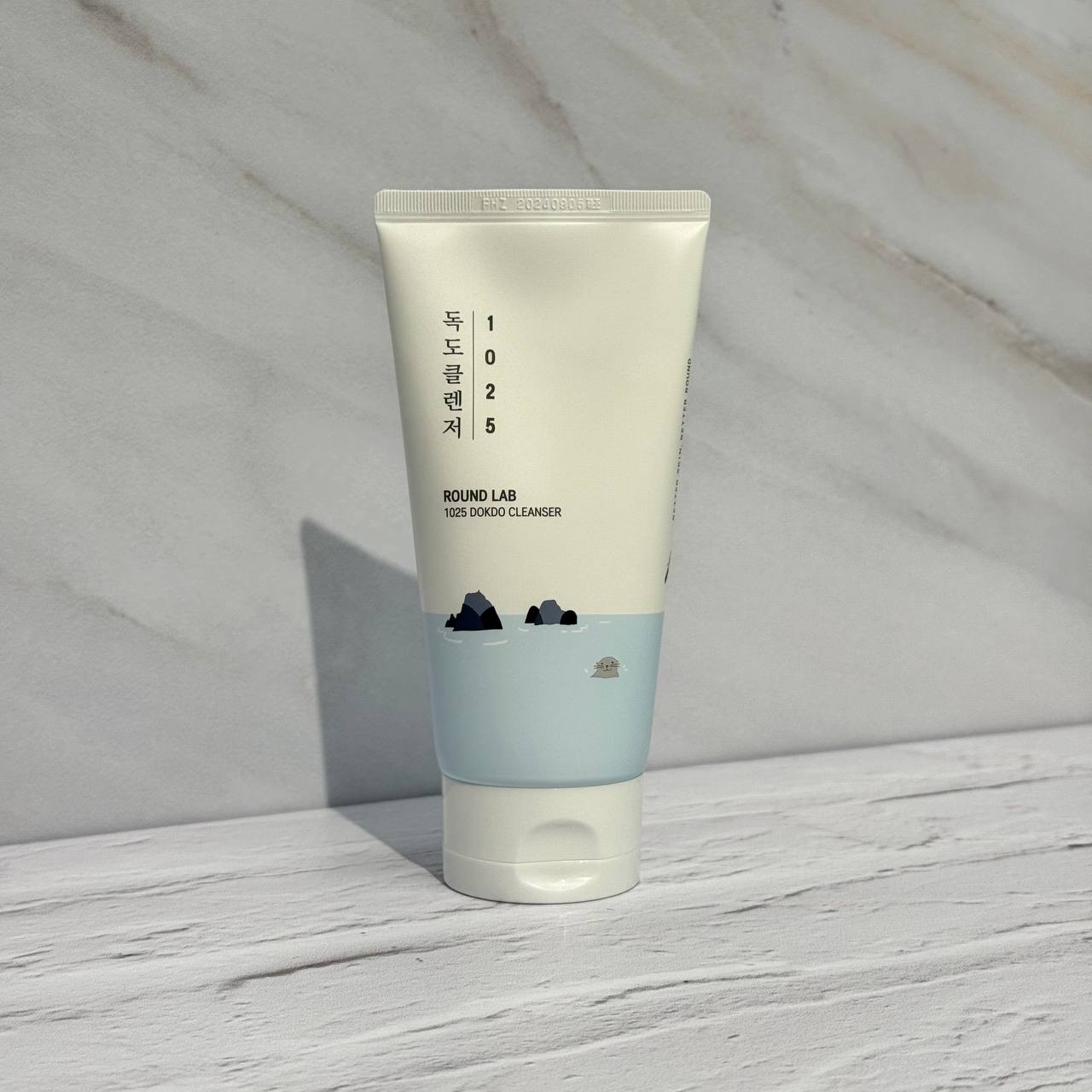 فوم شستشوی مرطوب کننده 1025 دوکدو راندلب 150 میل ROUND LAB 1025 Dokdo Cleanser