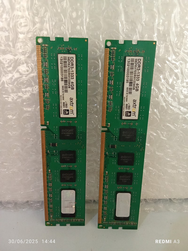 بسته دو عدد رم 4 گیگ DDR3 باس 1333-برند AXTROM-دو برچیپ-استوک