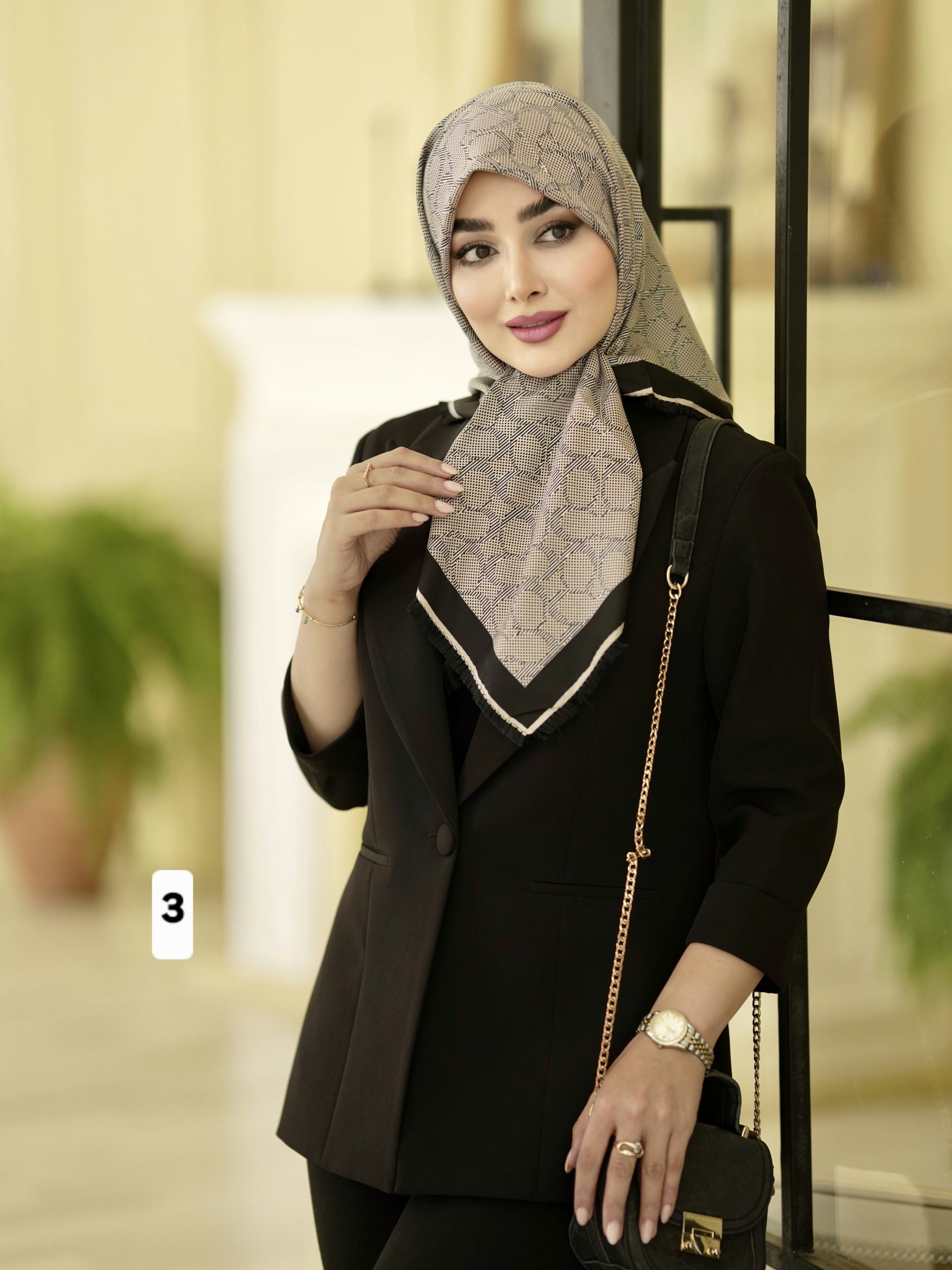 روسری ابریشم توییل طرح برند کچ کد ۱۰۸۳ - 3