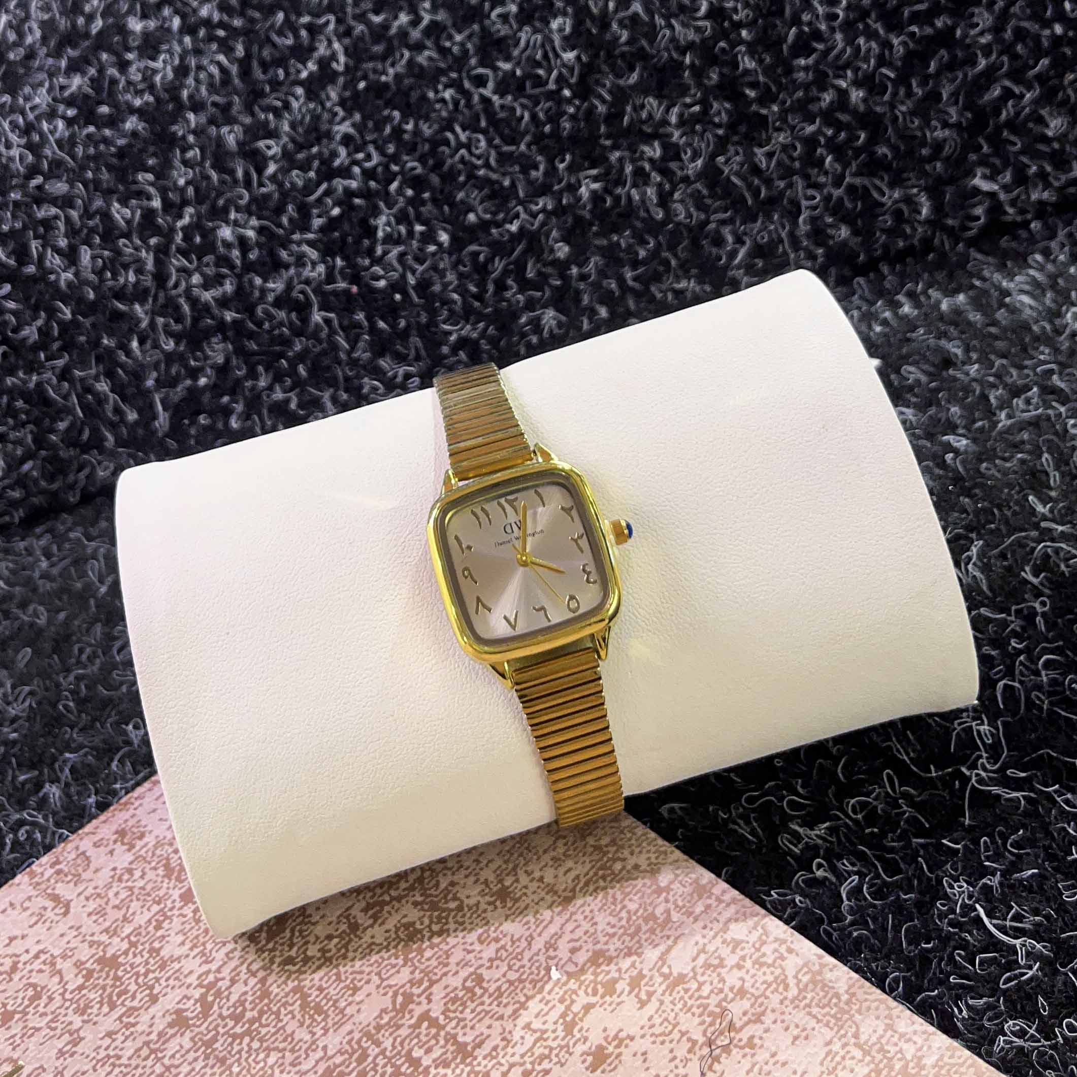 ساعت مچی زنانه (DanielWellington) کد 3445