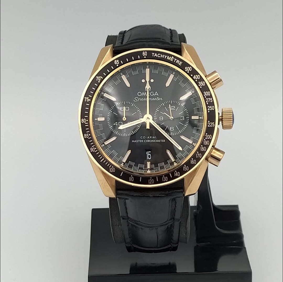 ساعت مردانه امگا اسپید مستر سه موتور بند چرمی OMEGA SPEEDMASTER