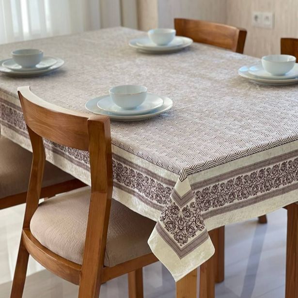 رومیزی و سفره ضدلک طرح خطیبی
