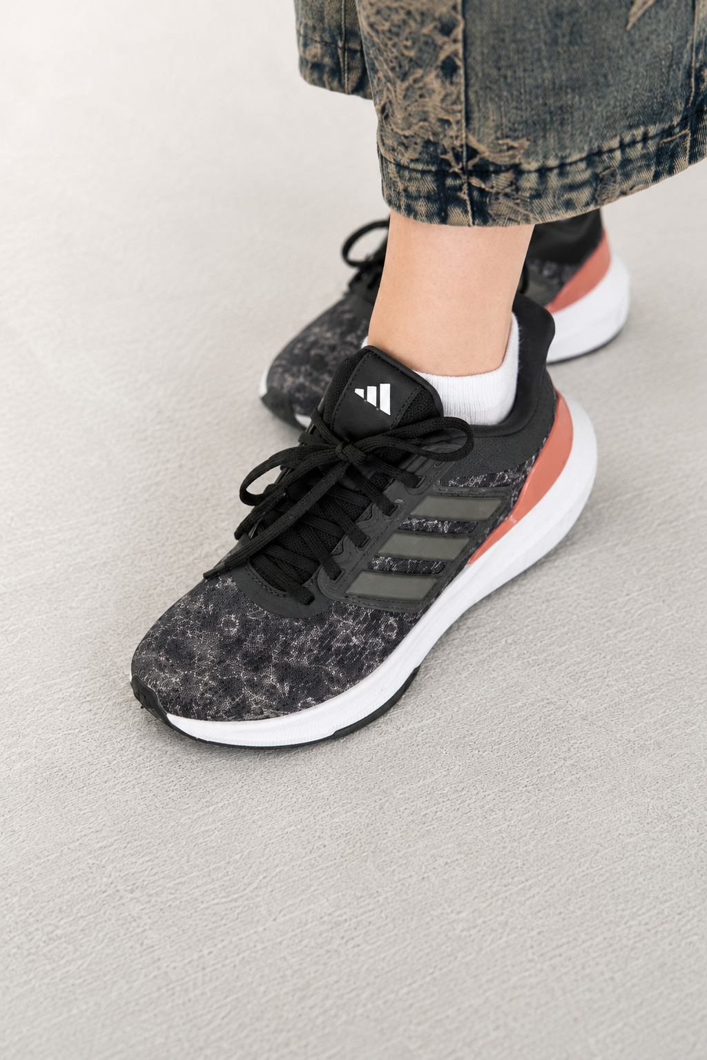 کفش زنانه آدیداس adidas Runfalcon 3.0