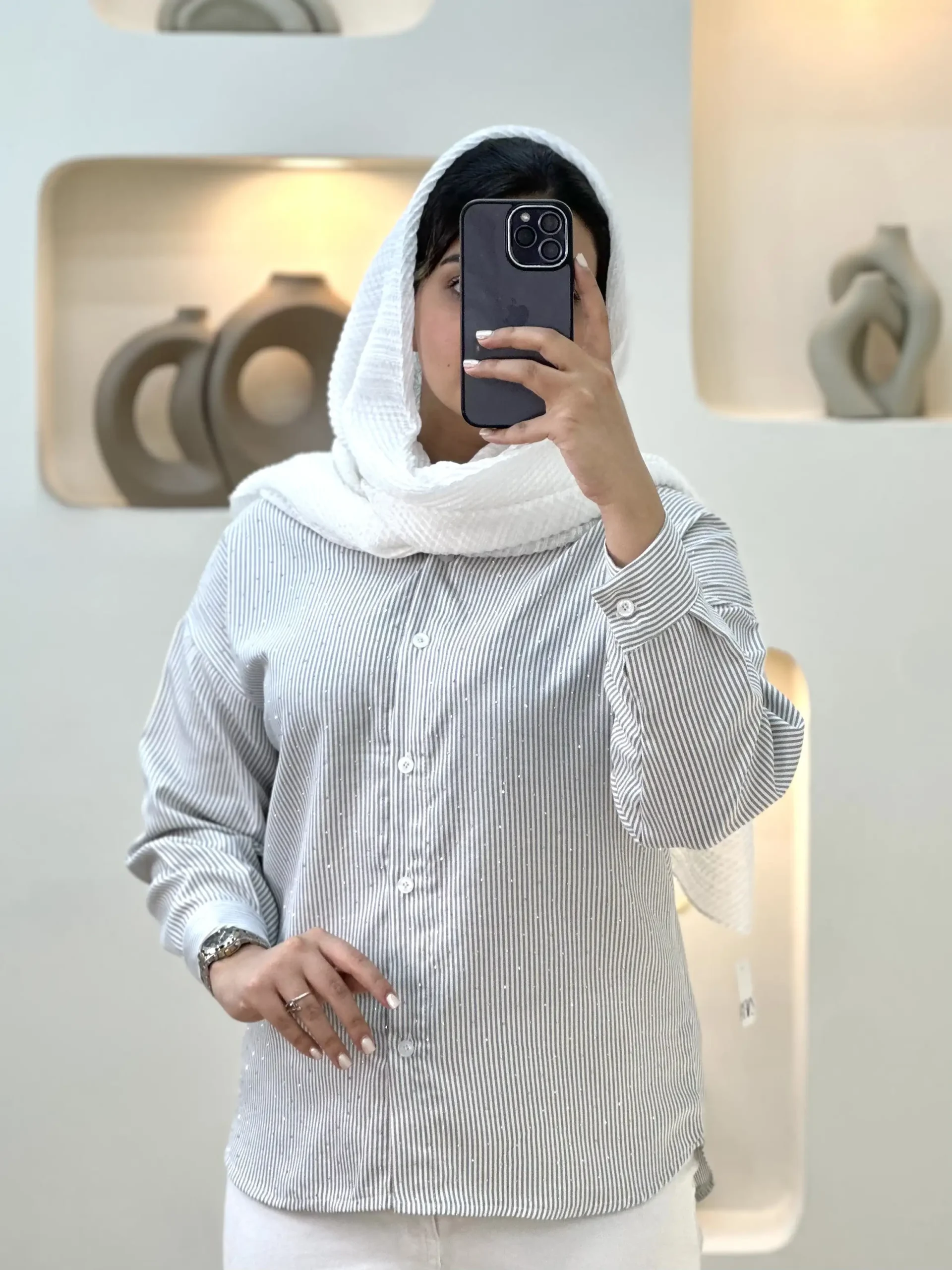 شومیز راه راه استین بلند جلو نگین-10259