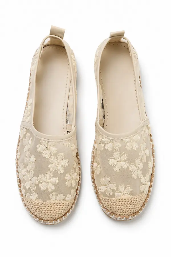 کفش اسپادریل زنانه کرم Trendyolmilla Shoes با طراحی گلدوزی‌شده