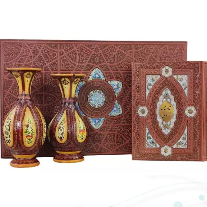 کلیات شاهنامه وزیری چرم با 2 گلدان چرم طبیعی