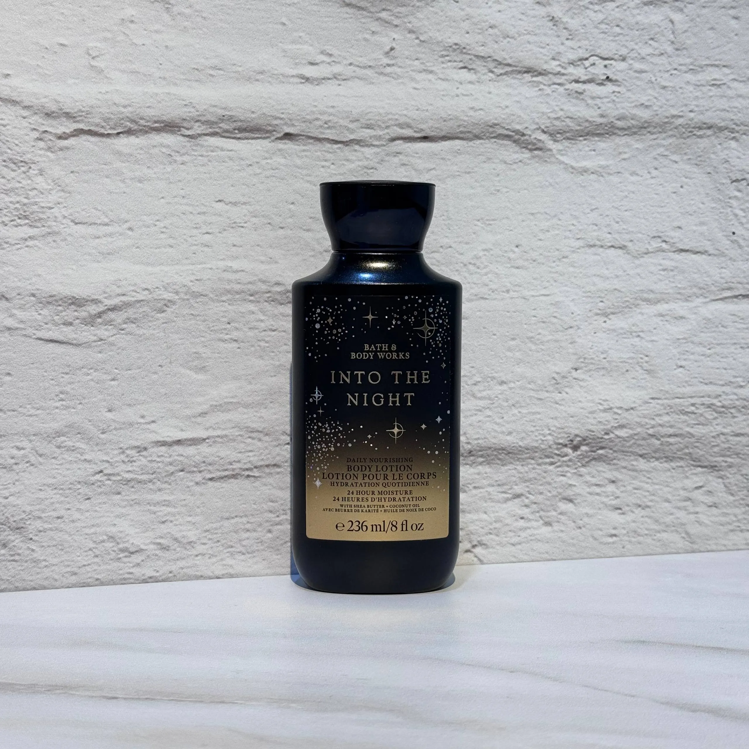 لوسیون بدن بث اند بادی ورکس مدل Into The Night حجم 236 میل Bath &amp; Body Works Into The Night Body Lotion