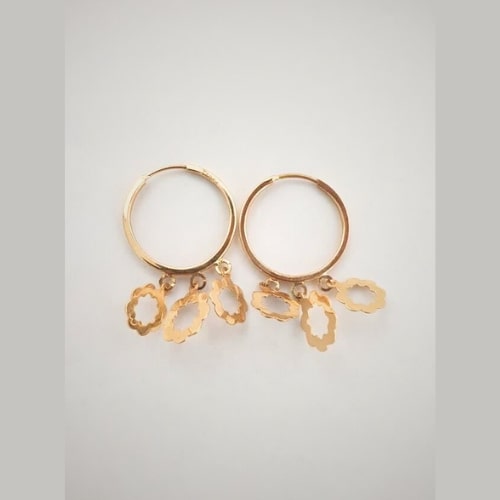 گوشواره طلا حلقه ای آویز گل
