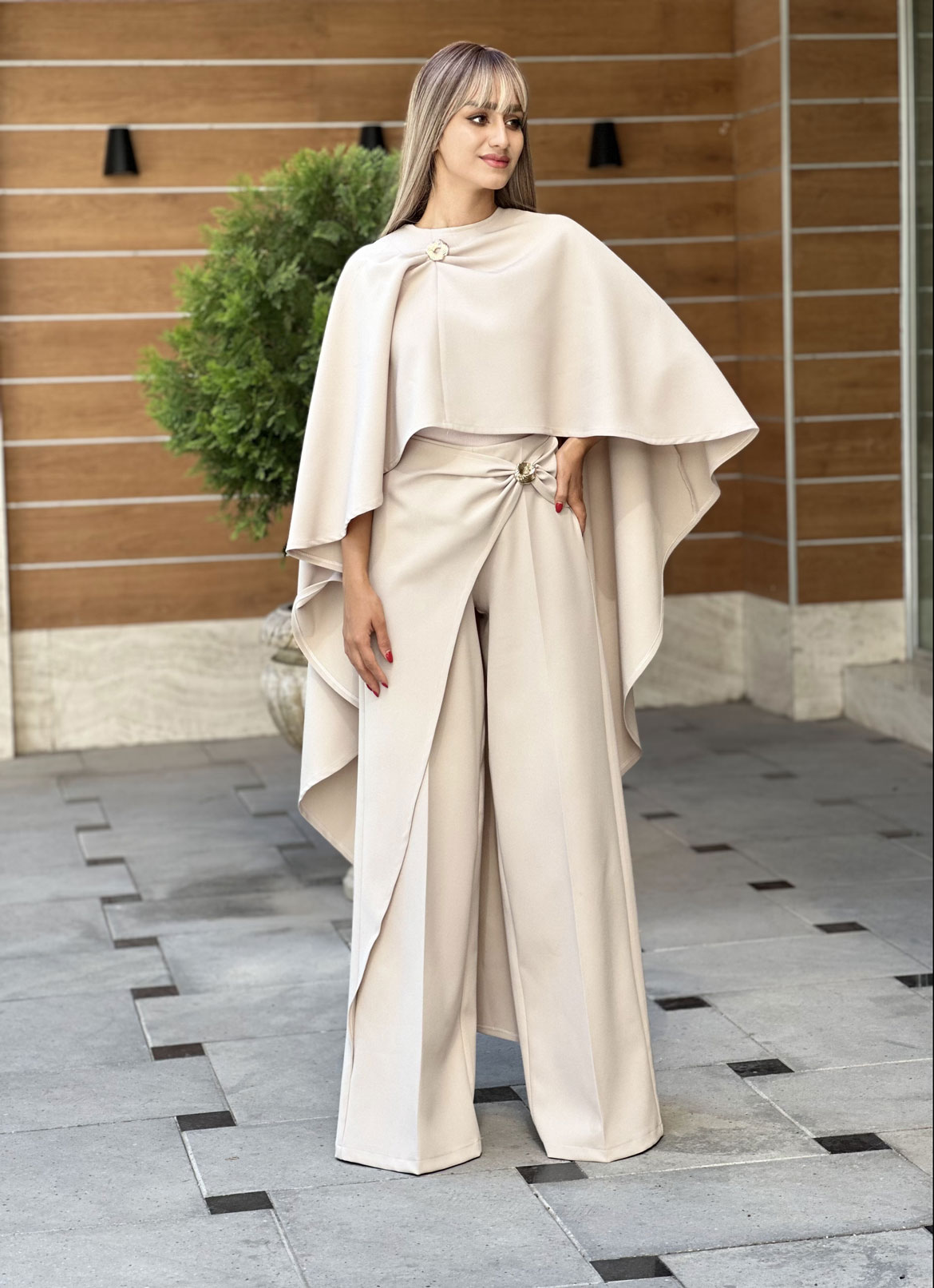 شنل و شلوار گیسو (استخوانی)