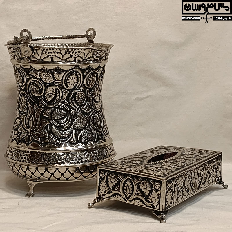 ست جادستمال کاغذی و سطل مسی قلمزنی دستساز اصفهان آبکاری کروم مدل شاناز