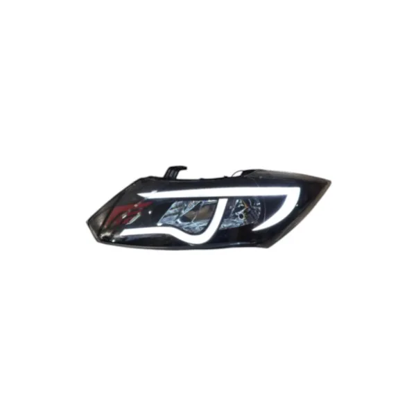 چراغ جلو اسپرت کوئیک و ساینا طرح پلاس (کپی)