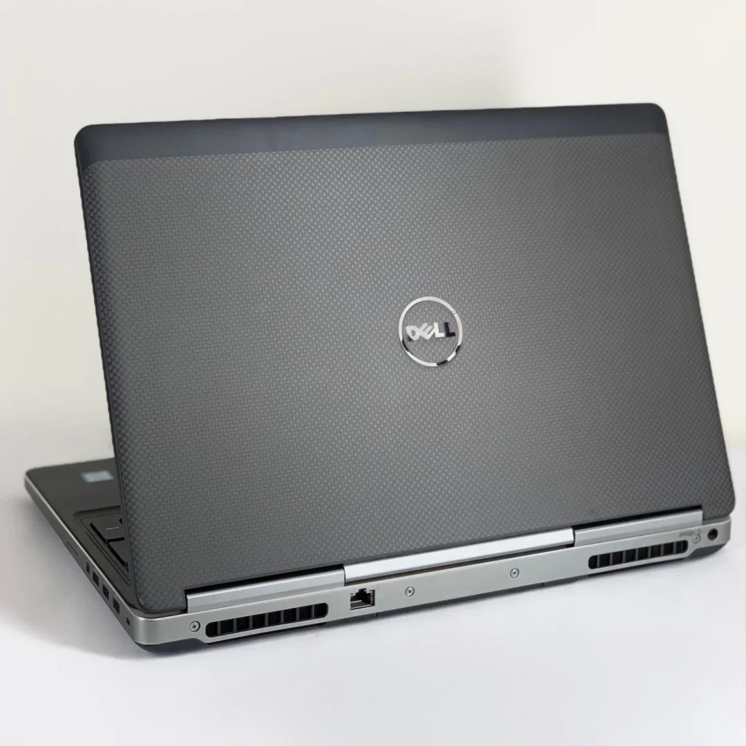 لپ تاپ استوک Dell Precision 7520 i7-7700HQ 16G SSD 256G 4G Quadro M1200