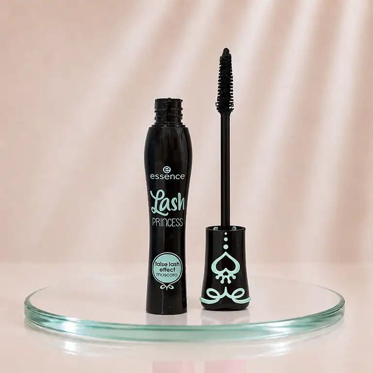 ریمل با تاثیر مژه مصنوعی اسنس مدل لش پرینسس (lash princess)