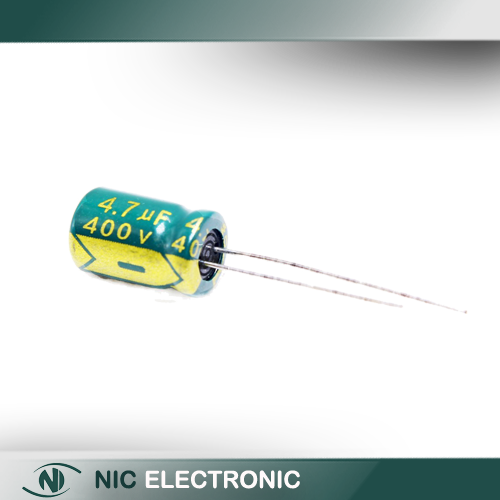 خازن الکترولیتی 4.7UF/400V-8X12-105C-GREEN