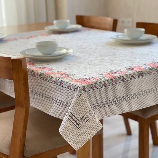 رومیزی و سفره پارچه ای ضدلک طرح شبنم