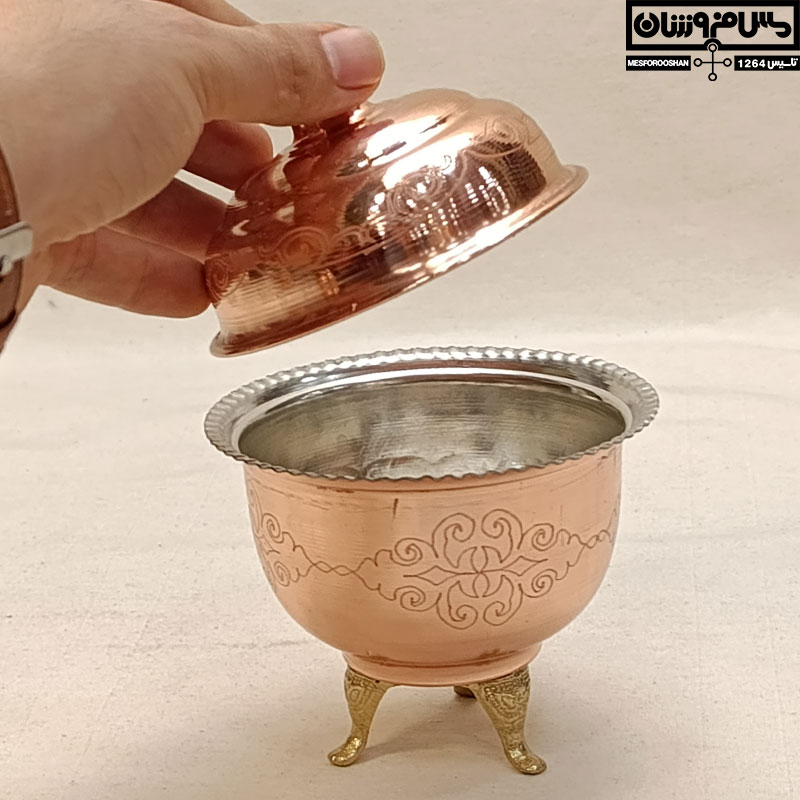 قندان مسی زنجان 3 پایه برنجی | سایز 1 قطر 10 | قندون مسی طرحدار نانو شده مدل آدونیس