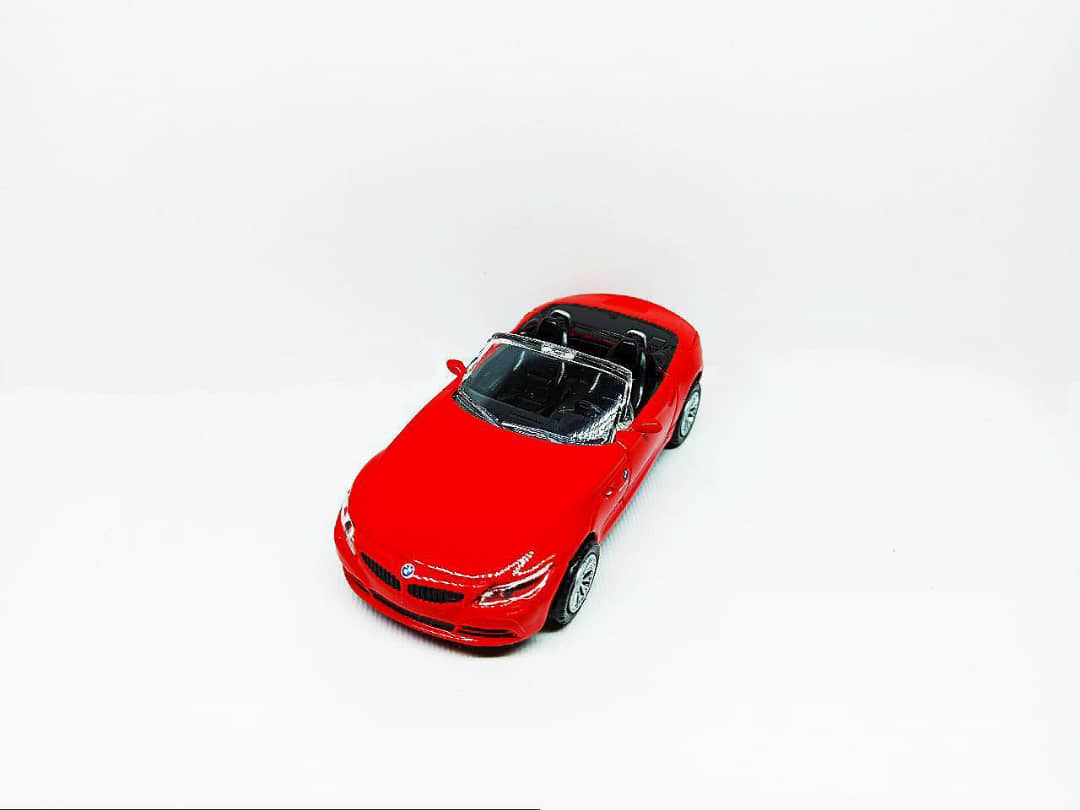 ماشین فلزی مدل BMW