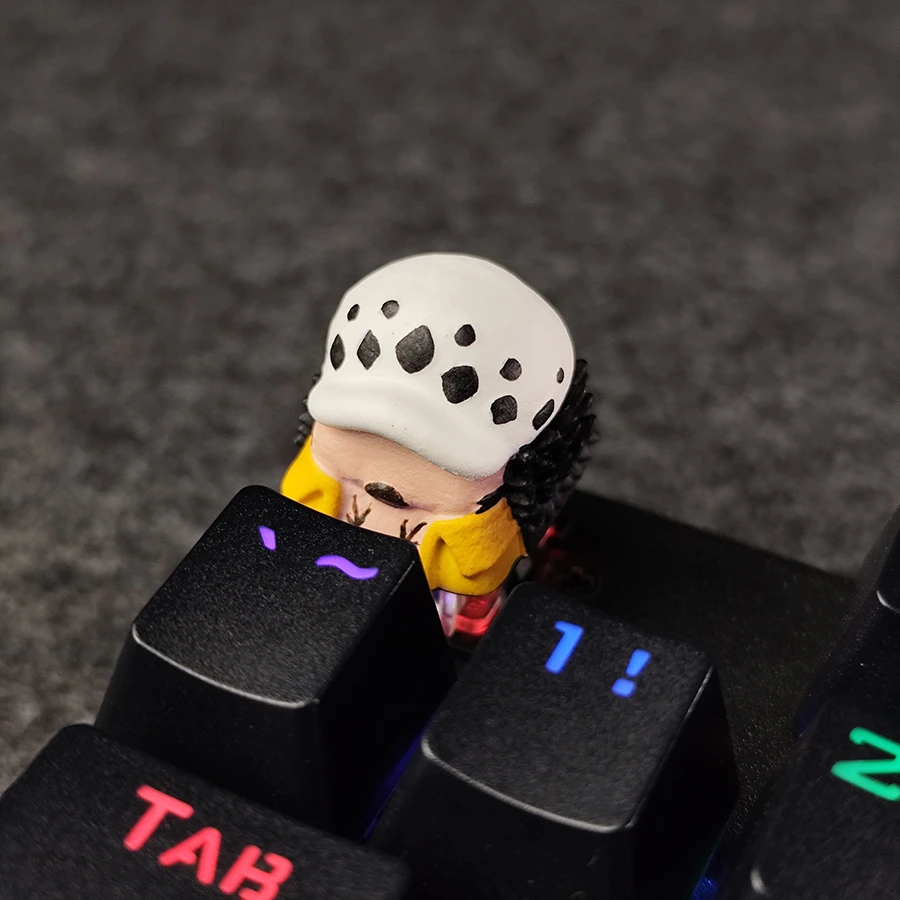 کی کپ کاستوم ترافالگار دی. واتر لا(Trafalgar D. Water Law) از انیمه وانپیس کد 08