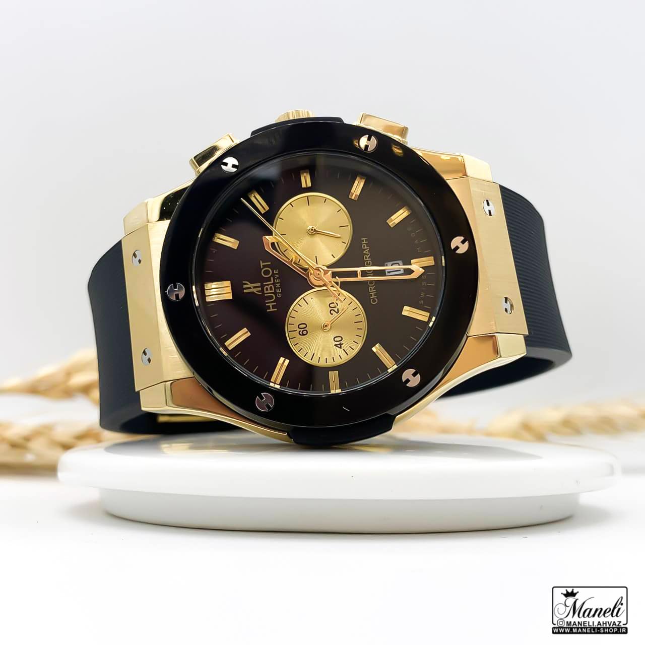 ساعت هابلوت مشکی طلایی Hublot مردانه با طراحی منحصر به فرد و کیفیت بی‌نظیر